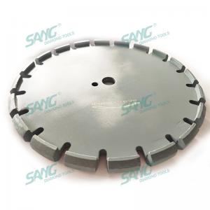 تیغه تعقیب کننده ترک خورده