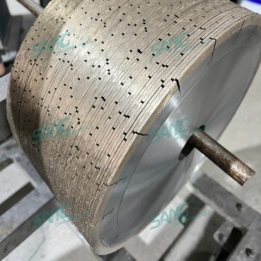 برتری پیشگام در تیغه‌های اره الماسه برای برش کاشی‌های موزاییکی